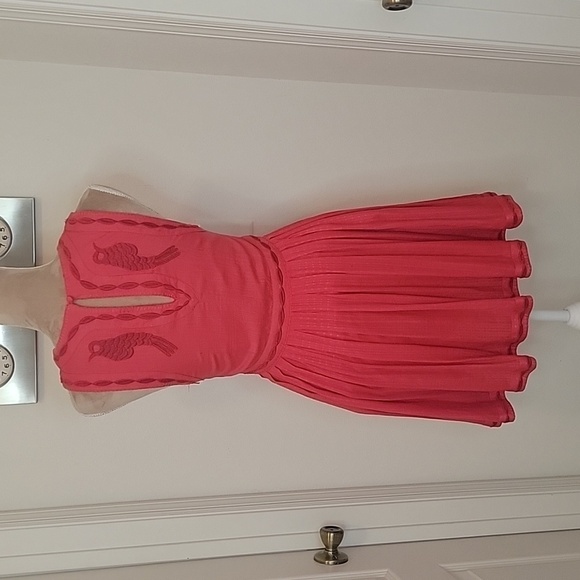 Free People Birds Of A Feather, Size 2 Color is Paradise Coral.  Excellent Cond. - Picture 6 of 10